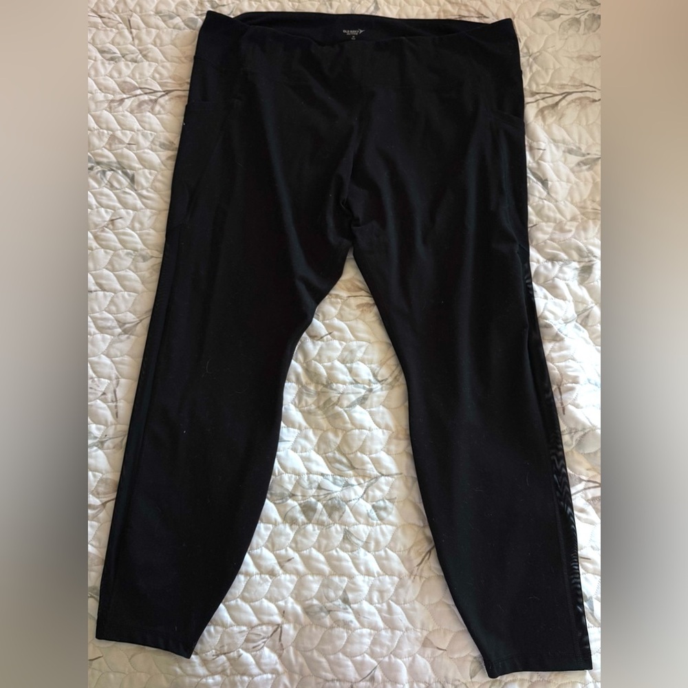 Old Navy Black Mesh Leggings